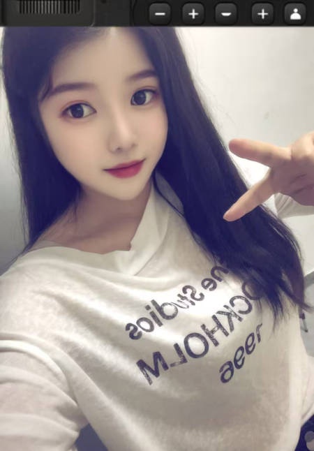 浦东张江小龙女