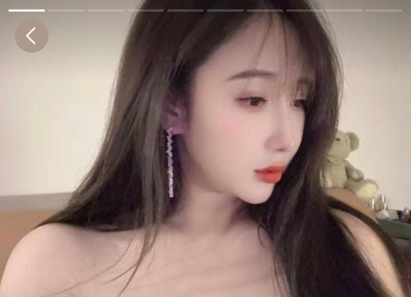 巨乳凤楼