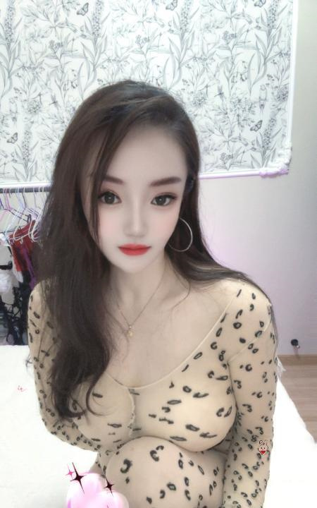 吞金三通女王