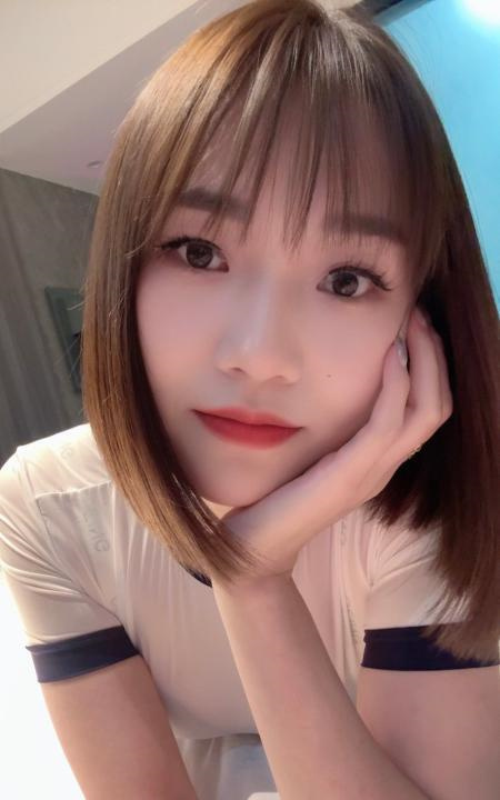 服务型短发御姐
