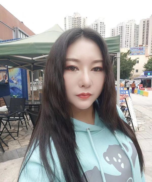 风骚少妇梦雪