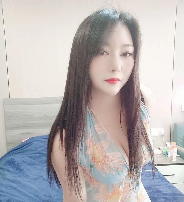 风骚少妇梦雪