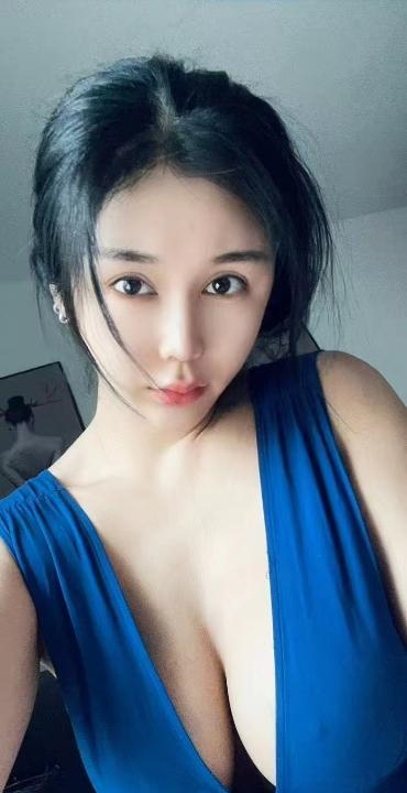 诱人美臀女神丝丝