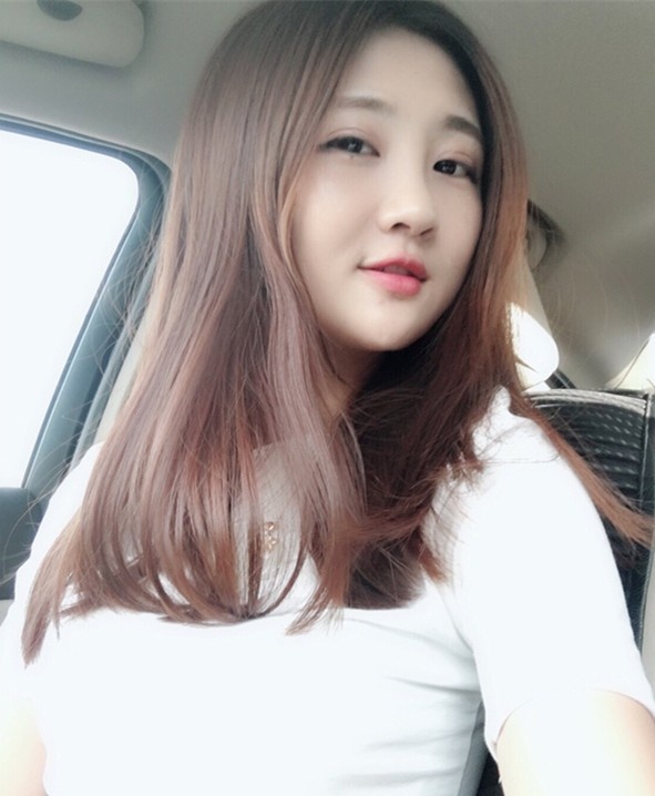 雁塔运动风玥玥