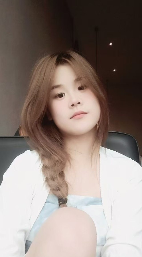 龙岗三点粉嫩初下海小妹子服务-小涵