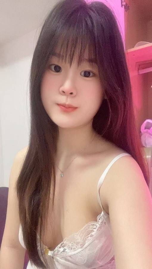 龙岗三点粉嫩初下海小妹子服务-小涵