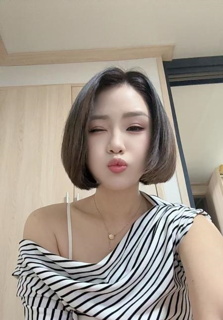 海珠邻家美女
