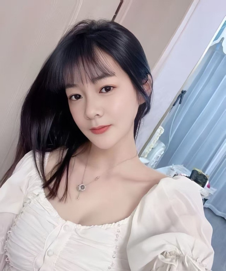 瑶海性感小姐姐