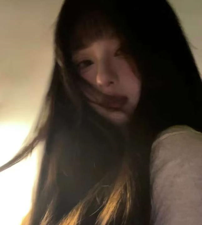 中项女神小姐姐