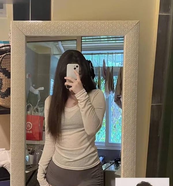 江汉零零后辣妹