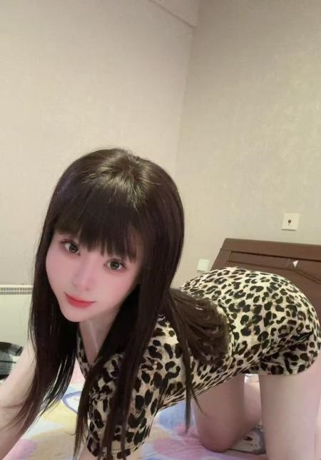 吴中美乳大长腿骚妇