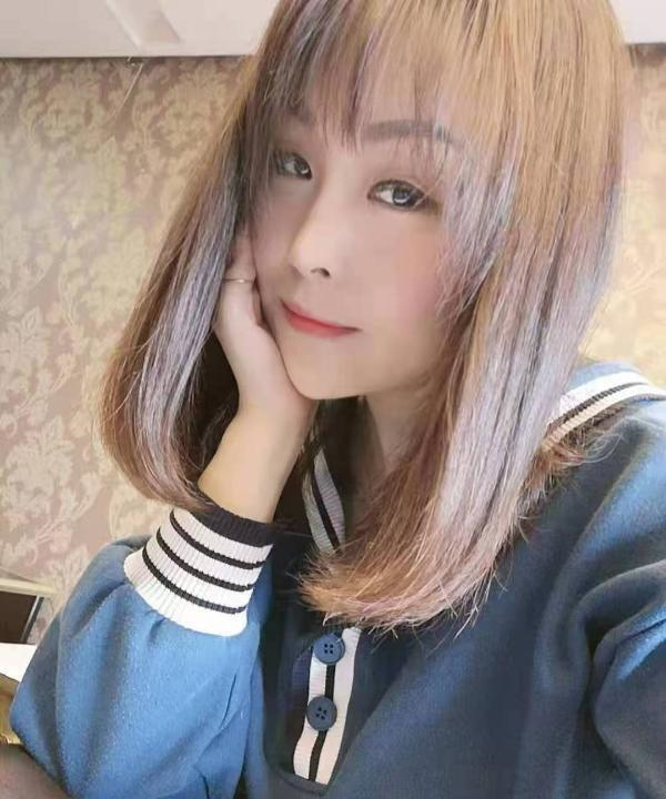东站柳叶儿