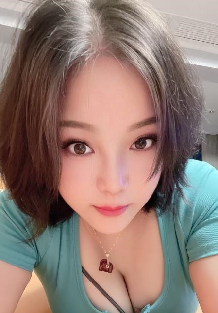 大奶少妇琳琳