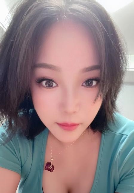 大奶少妇琳琳