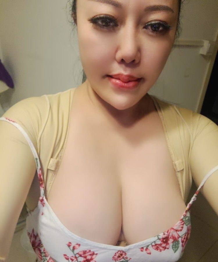 丰台风骚性感小姨妈
