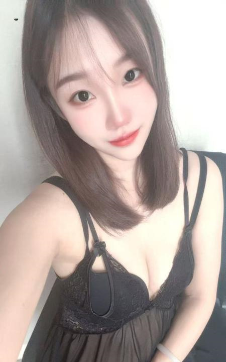 现代城嫩妹嘉玲