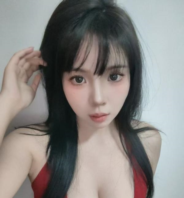 清纯又性感娇美娘