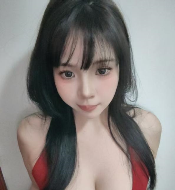 清纯又性感娇美娘