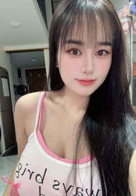 丰满迷人且风骚