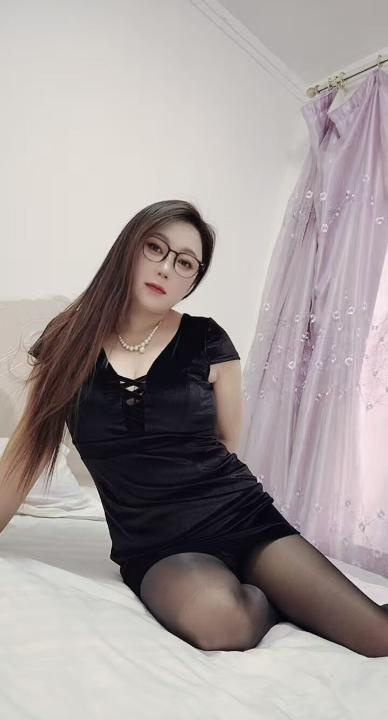 角色扮演型少妇