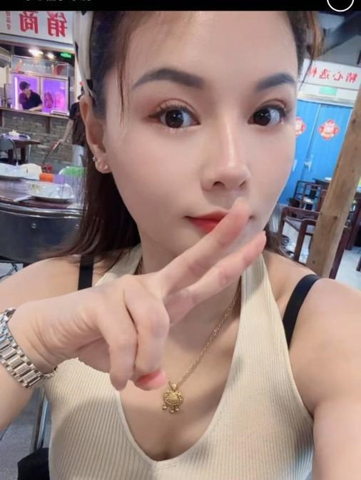 滨江大胸少妇
