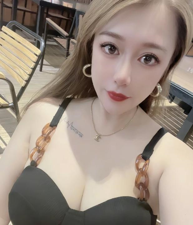 白沙洲丰满少妇苗苗