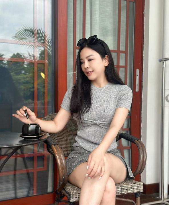 广州轻熟美臀小鱼