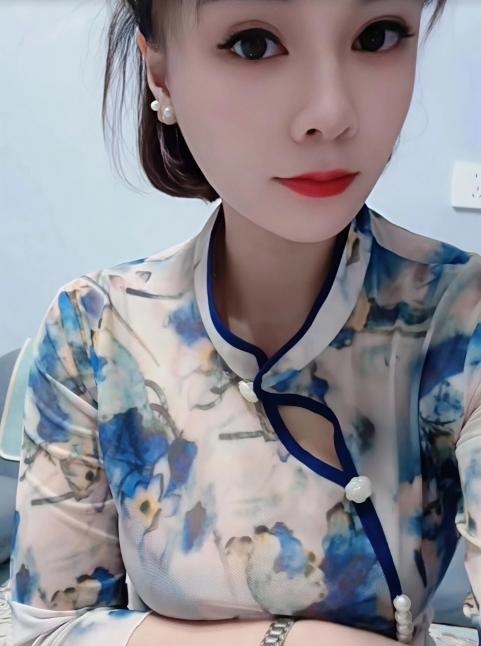 滨江性感丰满大嫂