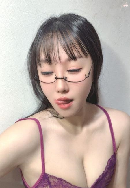 宝安妩媚大长腿御姐