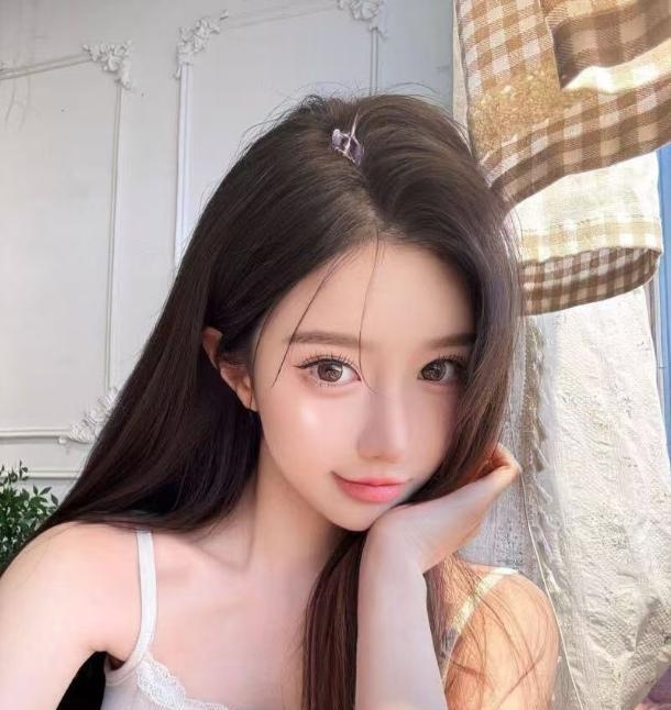 网红款高颜值小妹