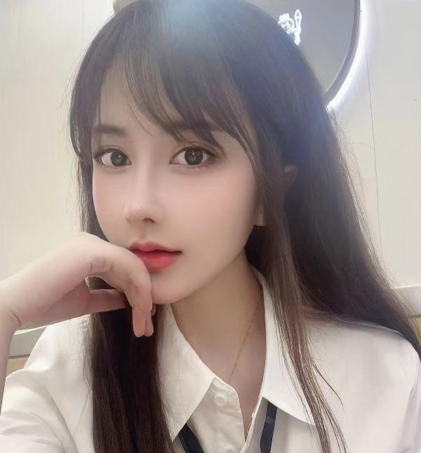 颜值美女小圣代