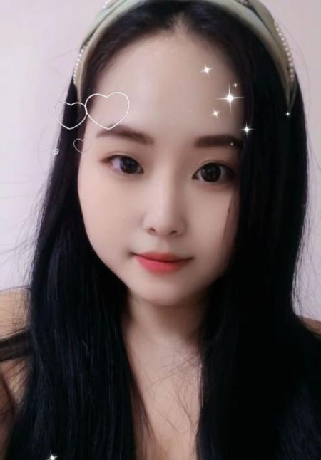 中山东凤性感大波妹