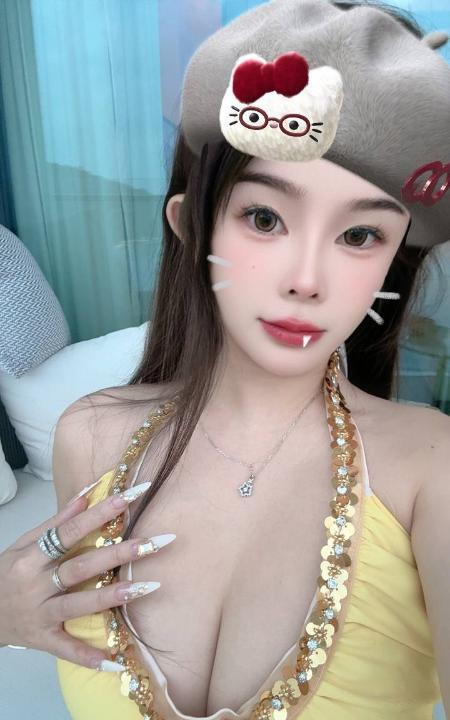 香蜜湖天然E奶涵涵