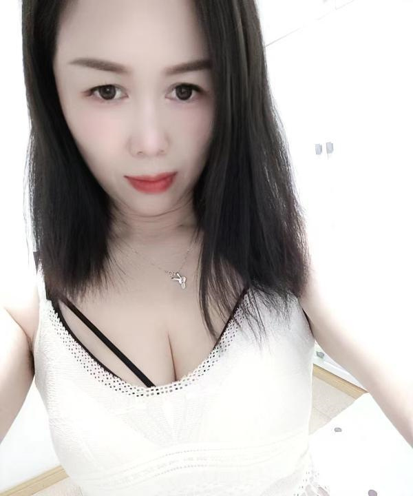拱墅熟女大胸大屁股