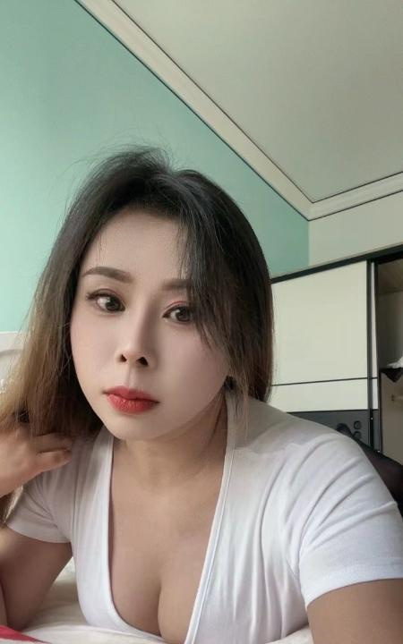 南信大附近大奶熟妇