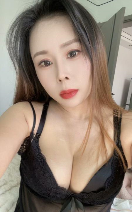 南信大附近大奶熟妇