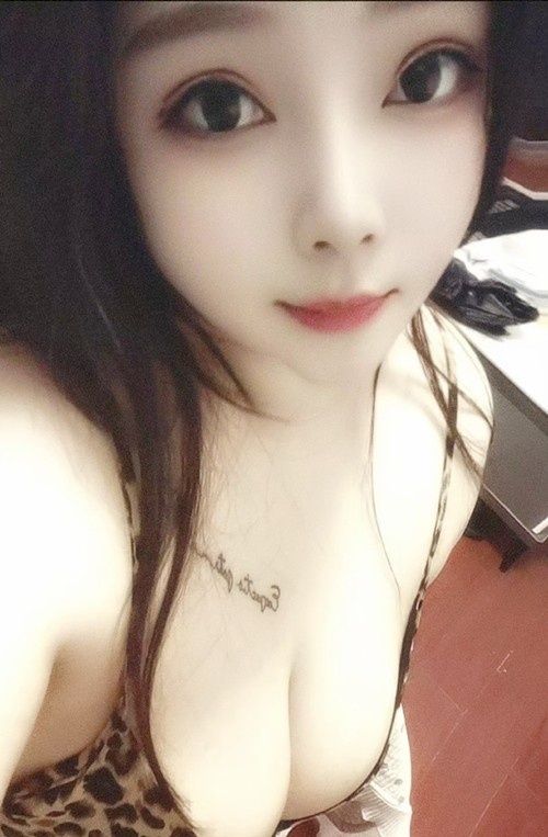 二七区南三环颜值小姐姐