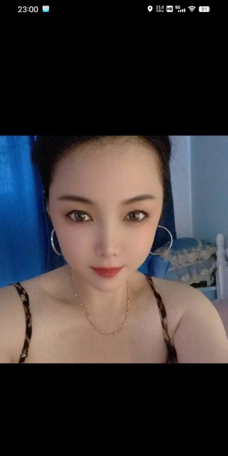 大胸肤白貌美熟女慧姐
