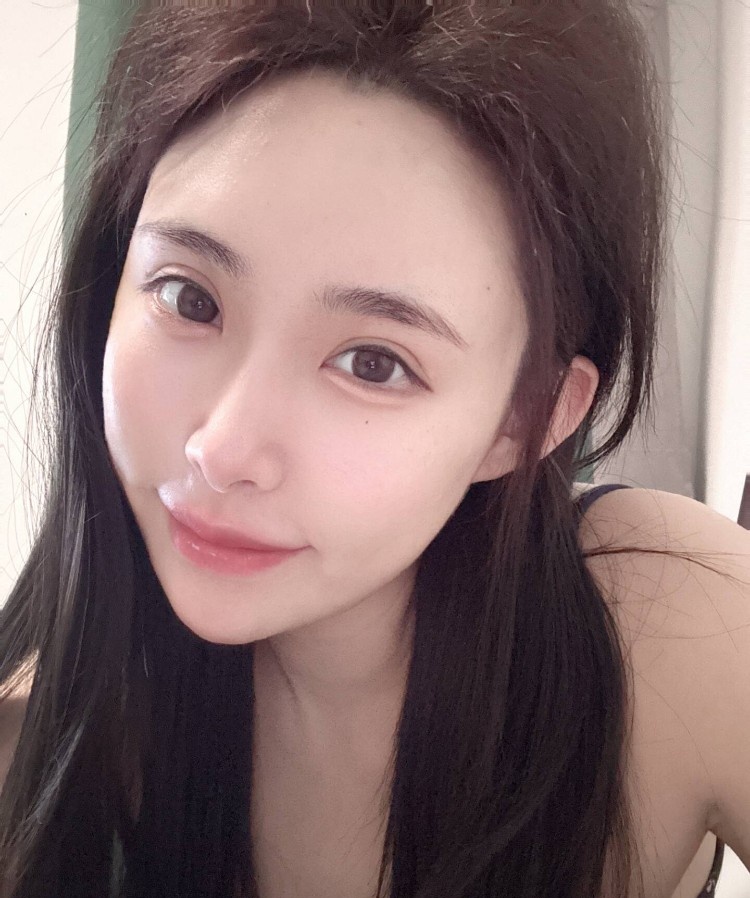 栖霞长腿妹妹