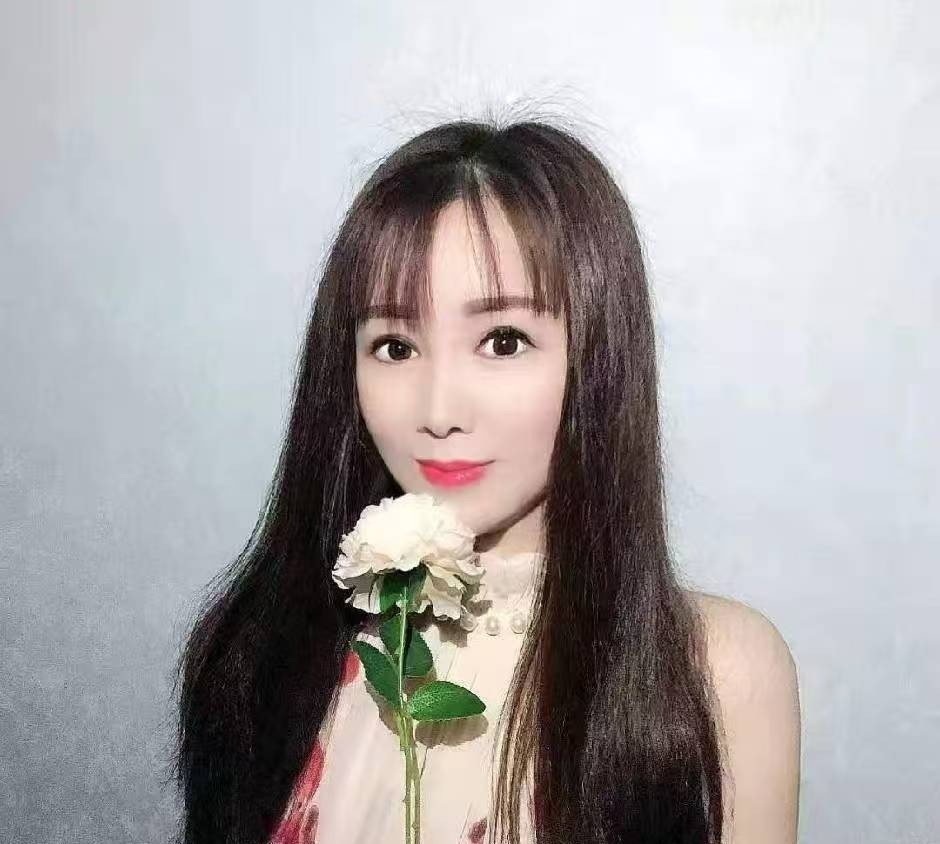 武侯娃娃音小娇妻