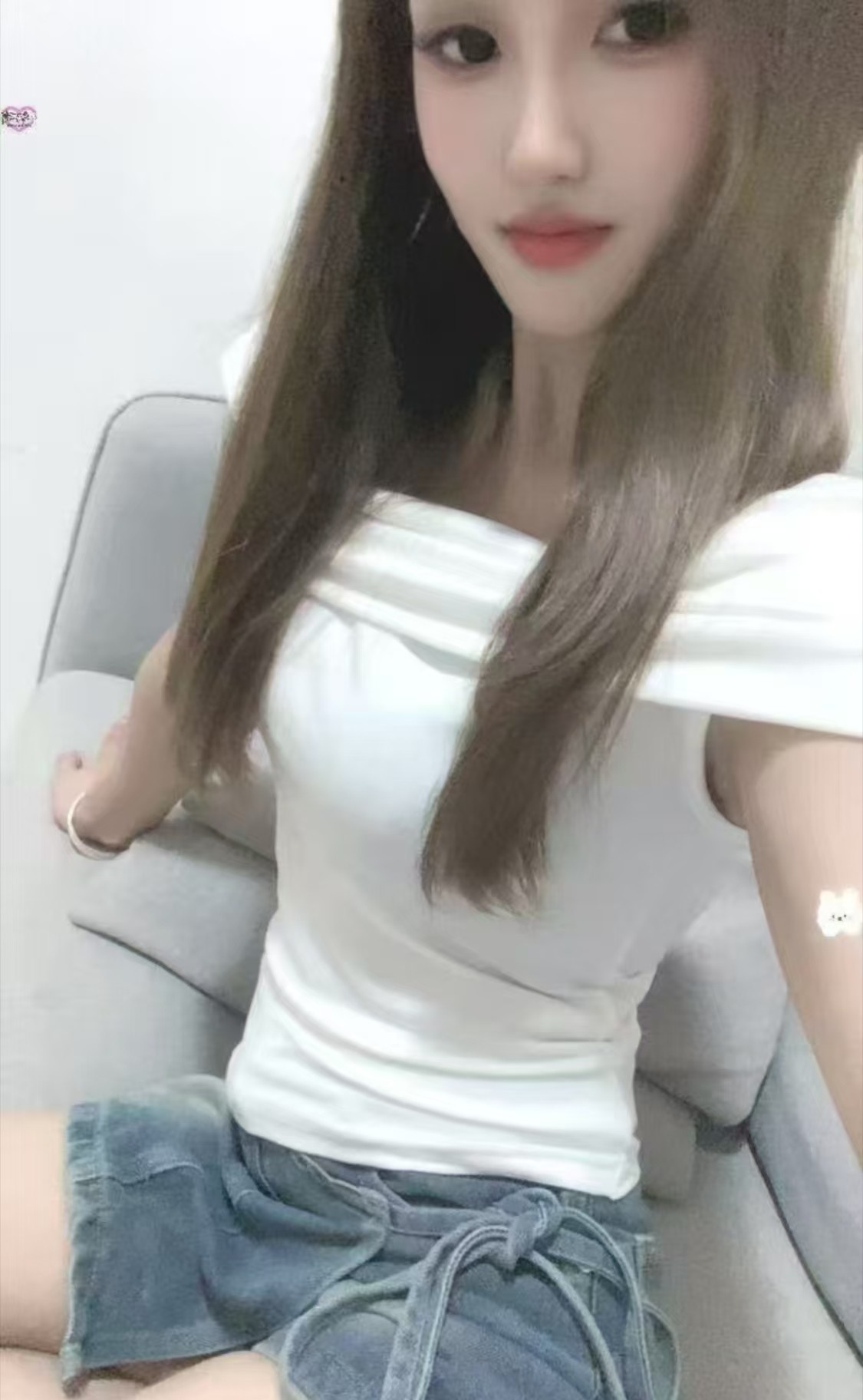 肤白女友佳佳