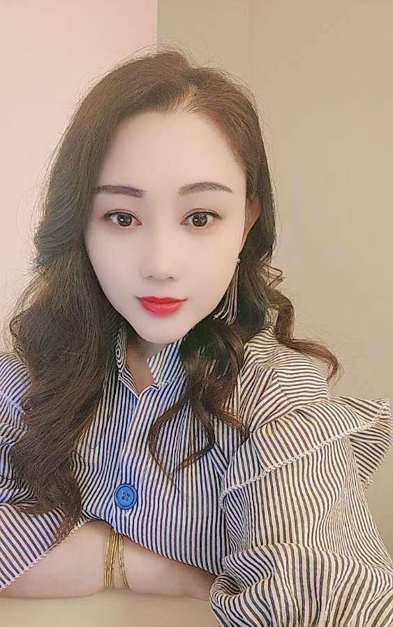 风骚小嘟嘟