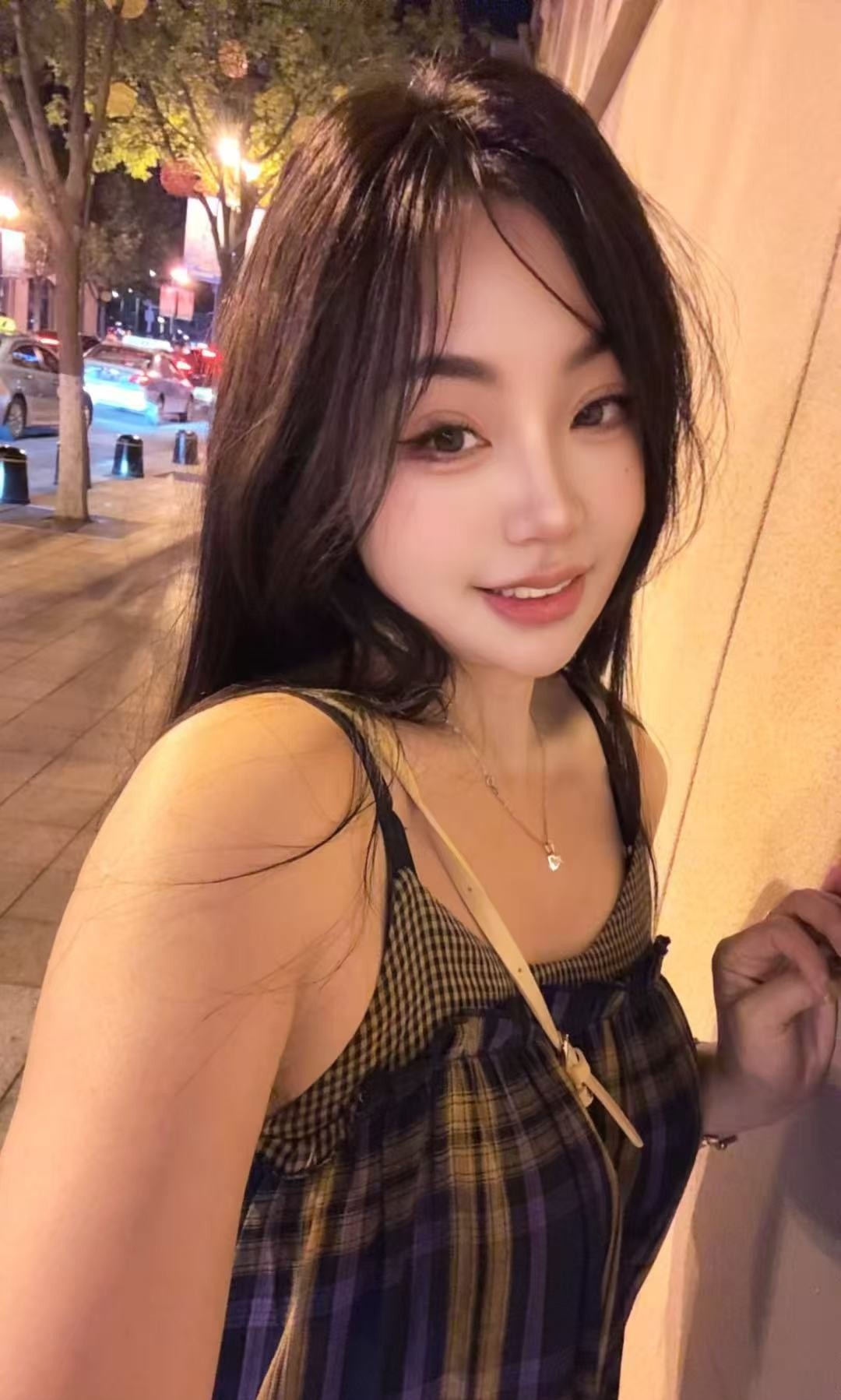东胜美女安琪