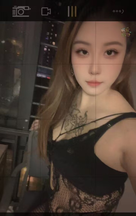 金水丰胸肥臀美少妇