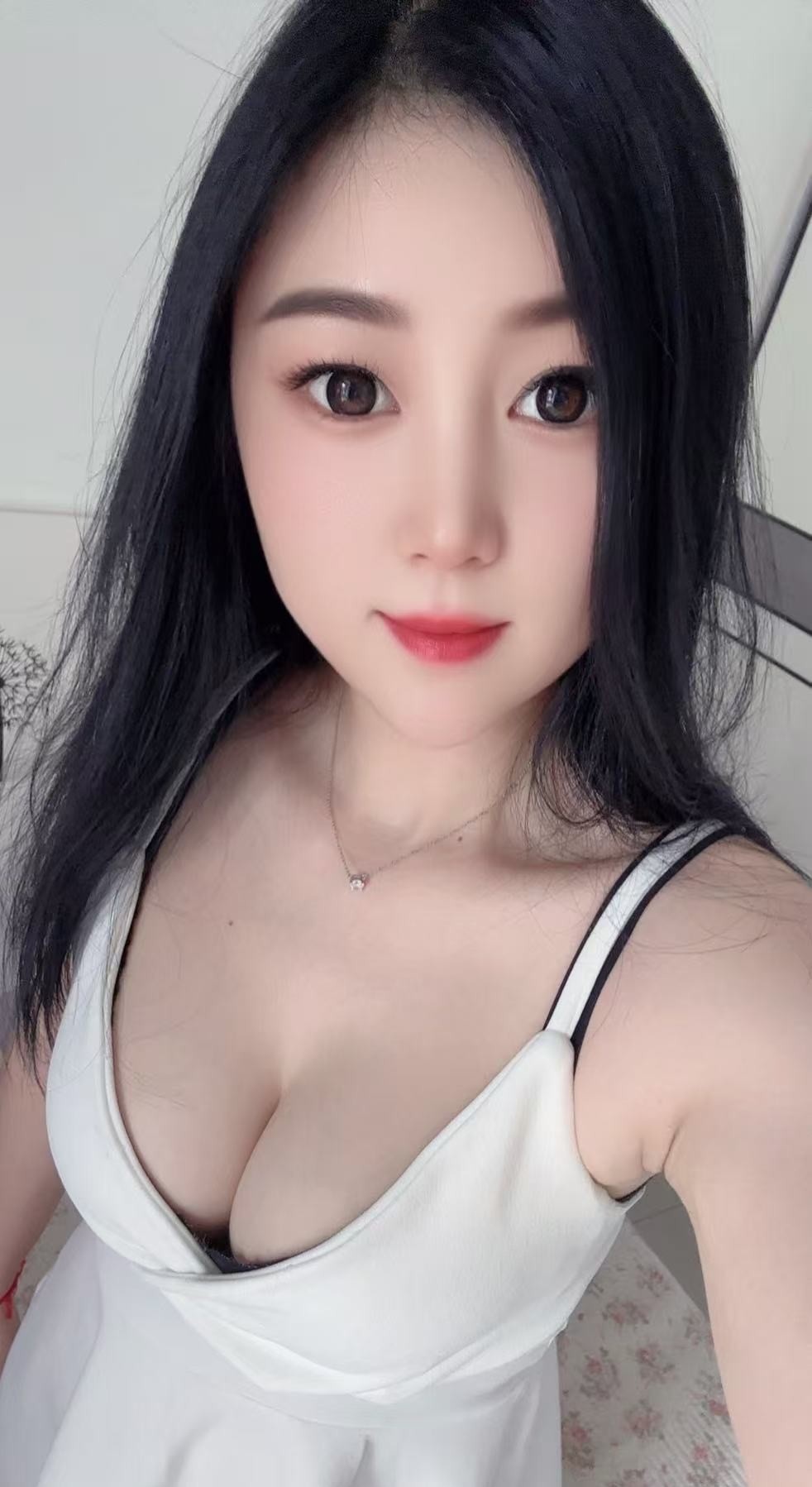 巨乳翘臀丫丫