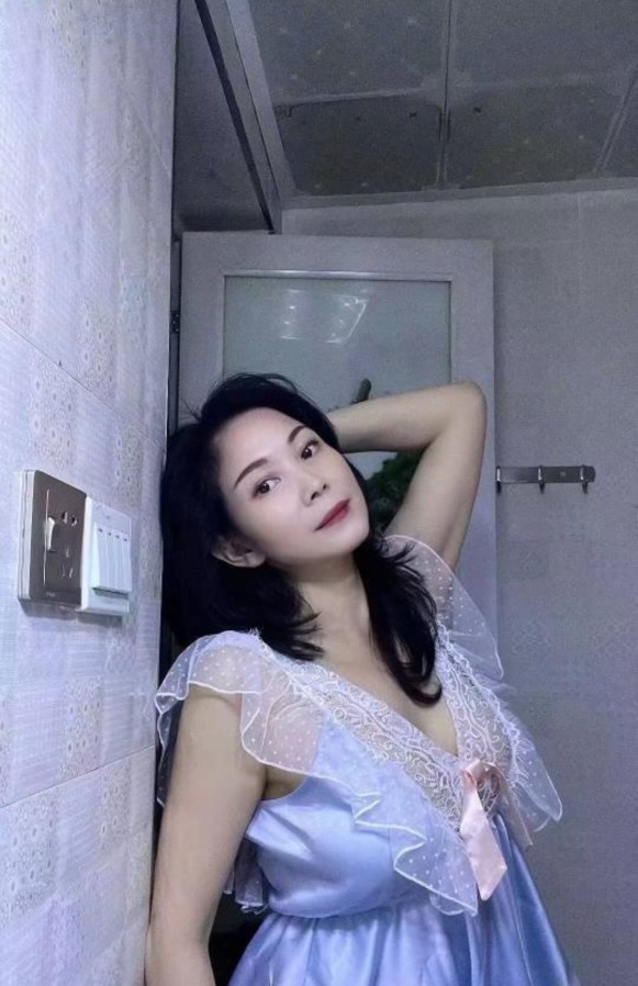 巨乳熟女