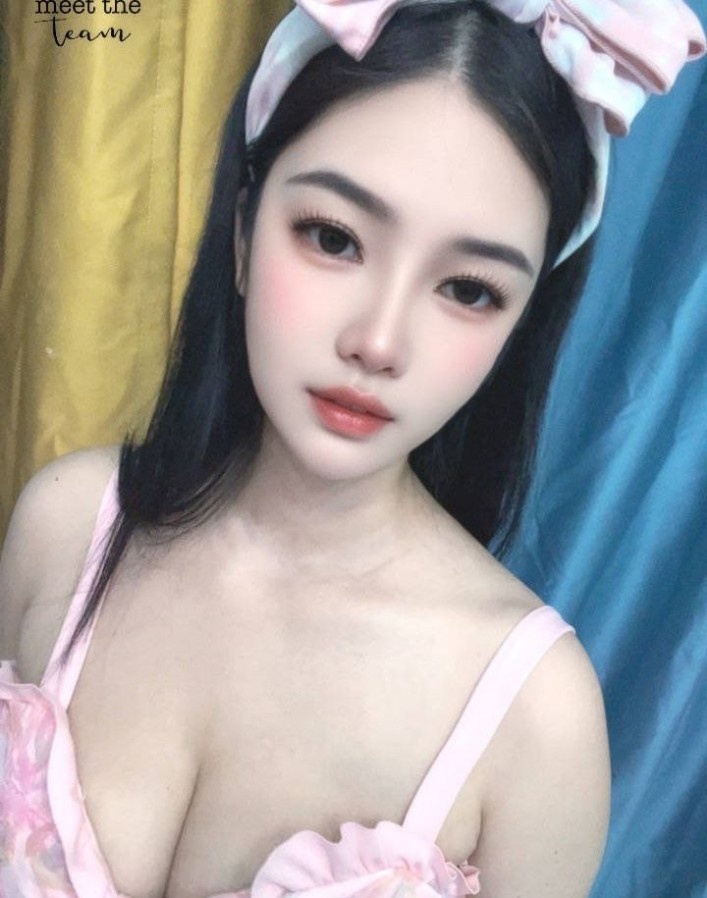 徐汇丰满迷人小少妇