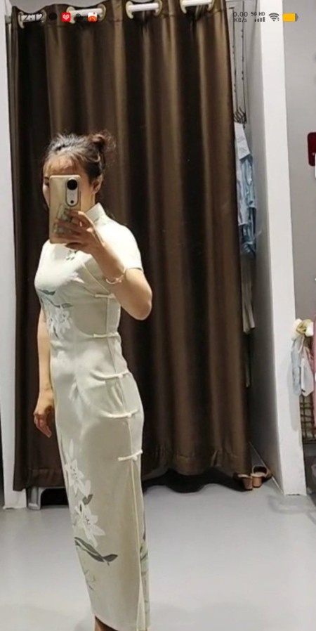 马群小巧玲珑小少妇