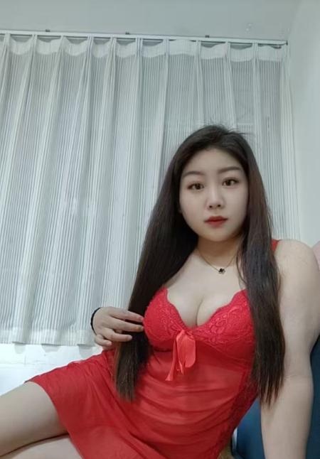 丰满大奶老师