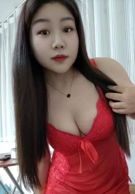 丰满大奶老师